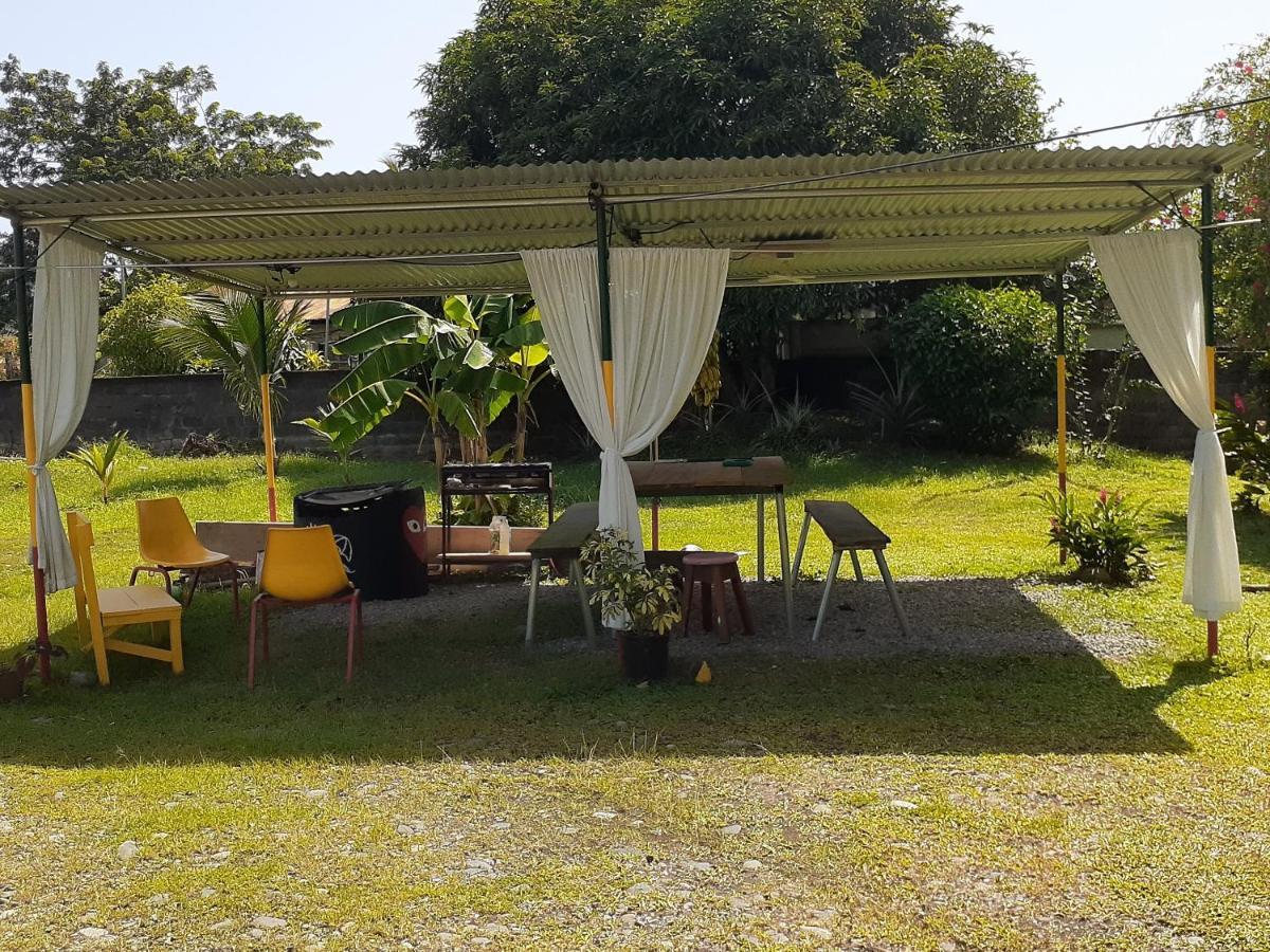 Magic Flower Rooms Cahuita Exterior photo